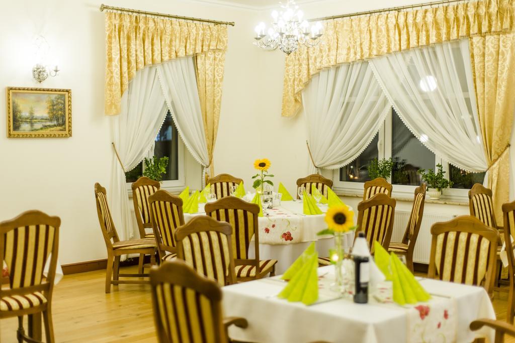 Hotel - Restauracja Platan Sędziszów Małopolski 외부 사진
