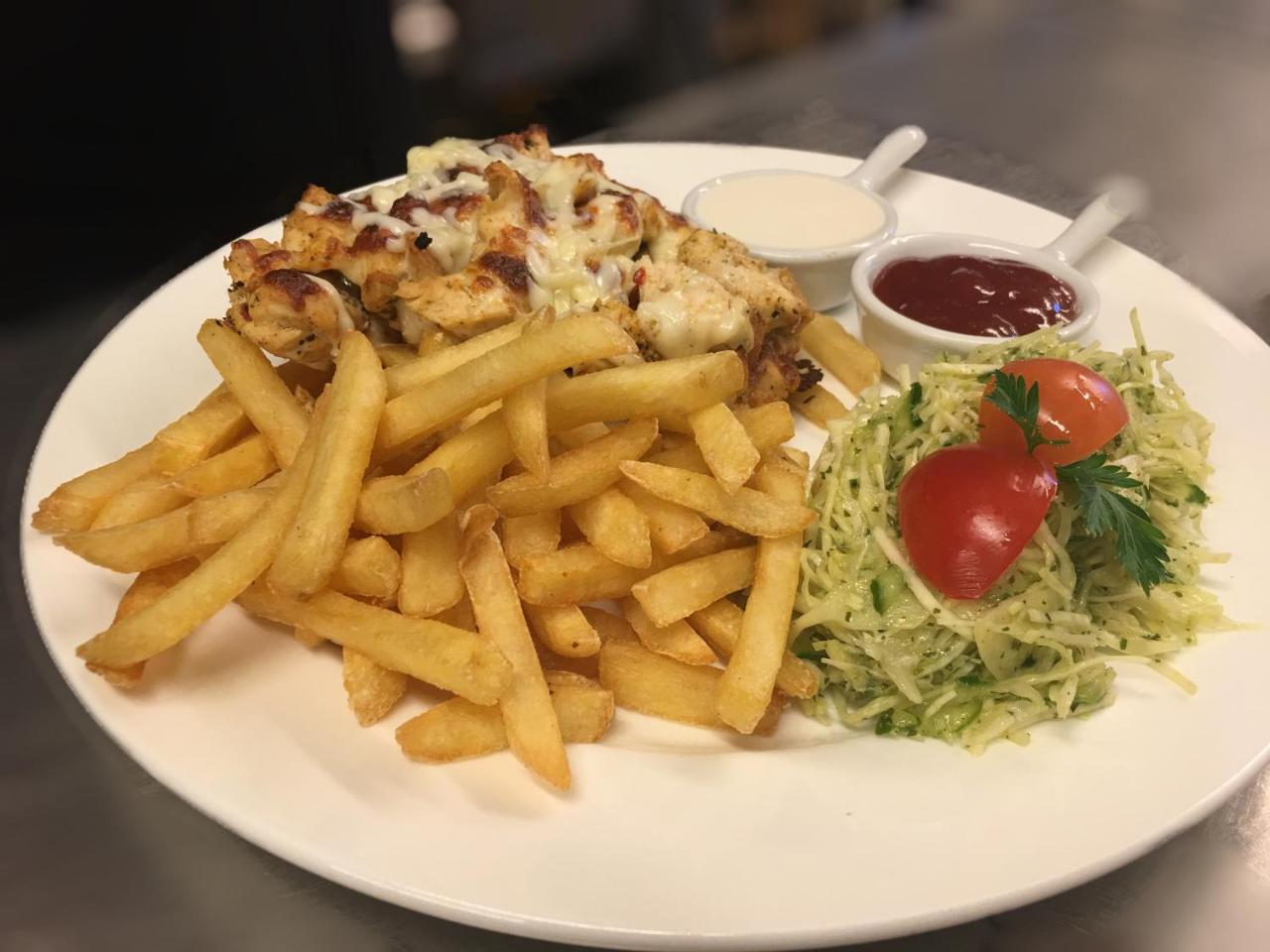 Hotel - Restauracja Platan Sędziszów Małopolski 외부 사진